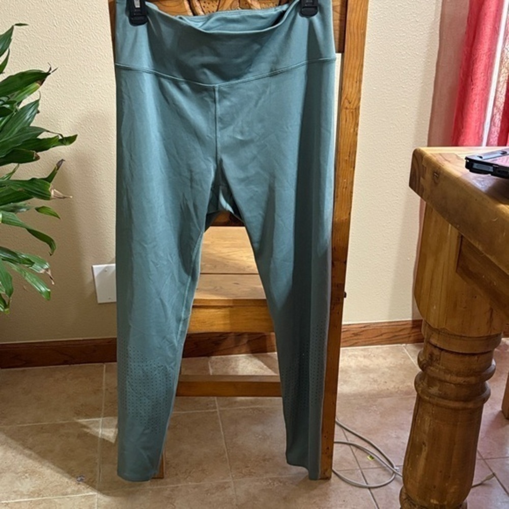The North Face Women's Gray Leggings